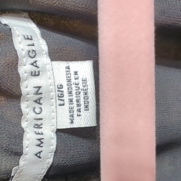 American Eagle Black Floral Ruffled Top - Picture 6 of 9